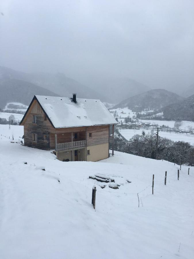 Maison d'Hôtes Le shorten Heches Exterior foto